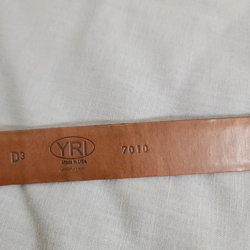 YRI Mens‎ Brown Leather Belt Solid Brass Silver Buckle Columbia Country Club 36